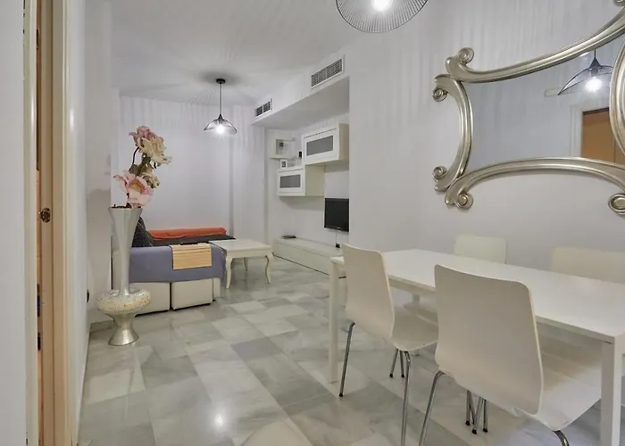 Two Bedrooms Leonor Davalos *