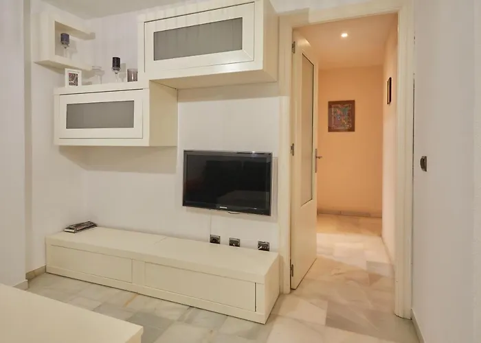 Two Bedrooms Leonor Davalos