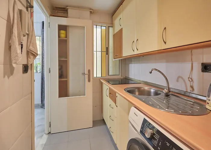 Two Bedrooms Leonor Davalos Apartment Seville