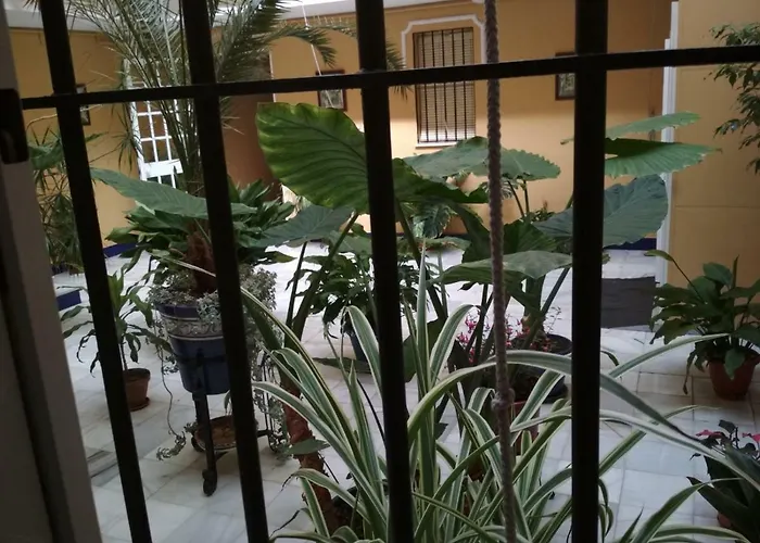 Two Bedrooms Leonor Davalos *